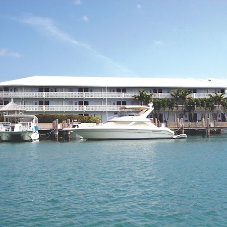 Flamingo Bay Hotel & Marina Freeport Exterior photo