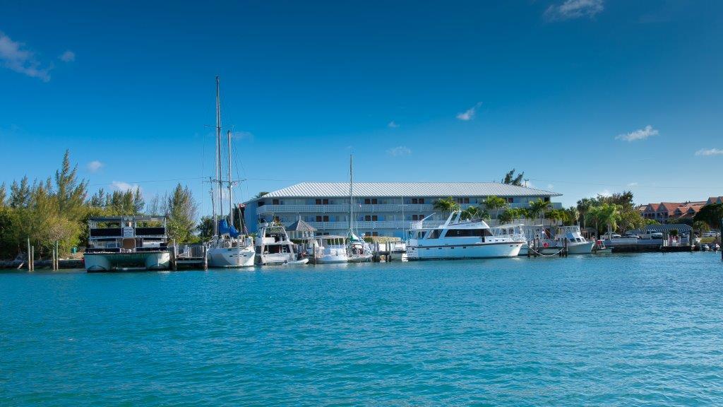 Flamingo Bay Hotel & Marina Freeport Exterior photo