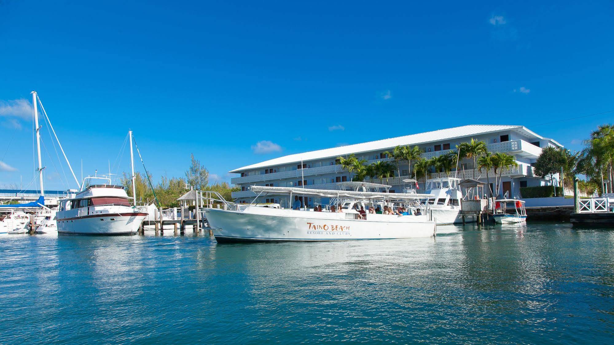 Flamingo Bay Hotel & Marina Freeport Exterior photo